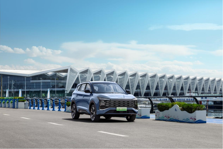 9.98-14.98万元  大七座电混SUV  尊龙人生就是傅X8 E家正式上市729.png